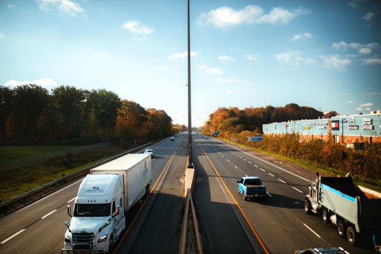 How to Find the Best Truck Drivers for Your Fleet